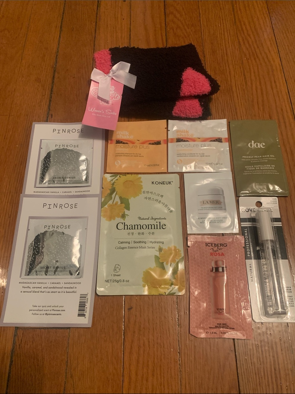 New Socks & beauty bundle